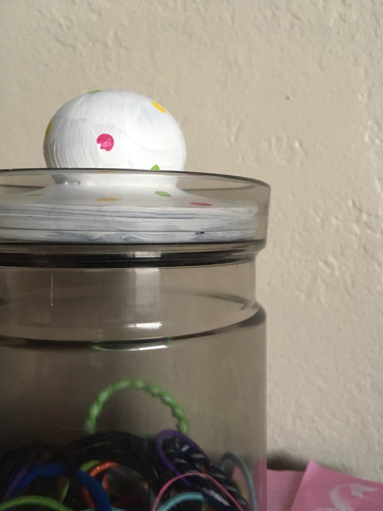 DIY ponytail holder organizer 
